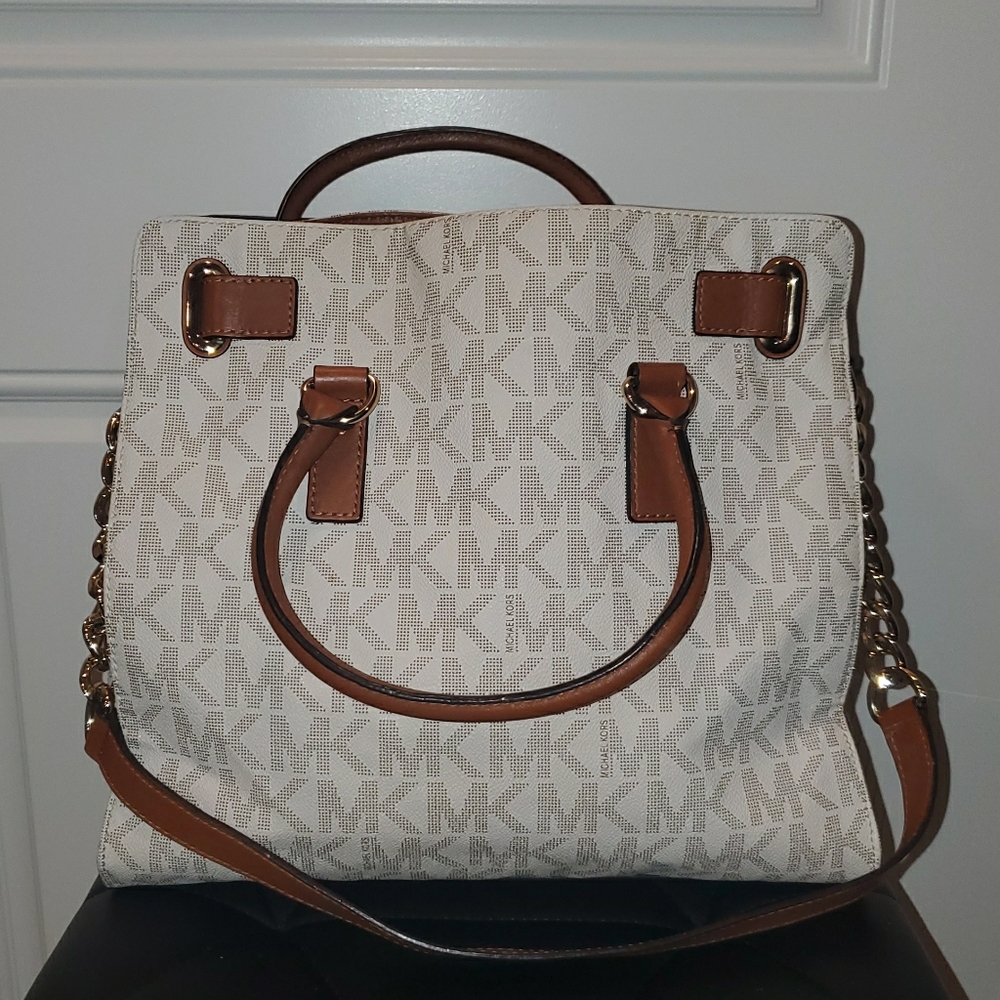 Sold.Michael Kors Hamilton Satchel Tote bag - Picture 7 of 15